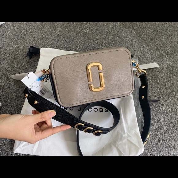 Marc Jacobs Handbags - Softshot 21 cement multi
